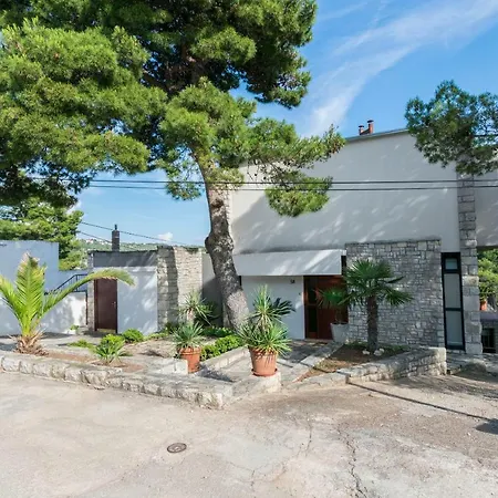 Apartment Primosten Studio